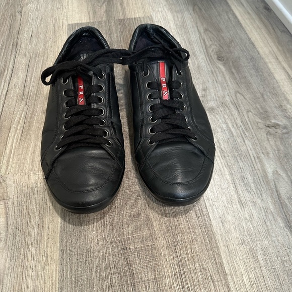 Men’s Authentic PRADA Shoes Black/Red size 8 EU - Picture 1 of 6